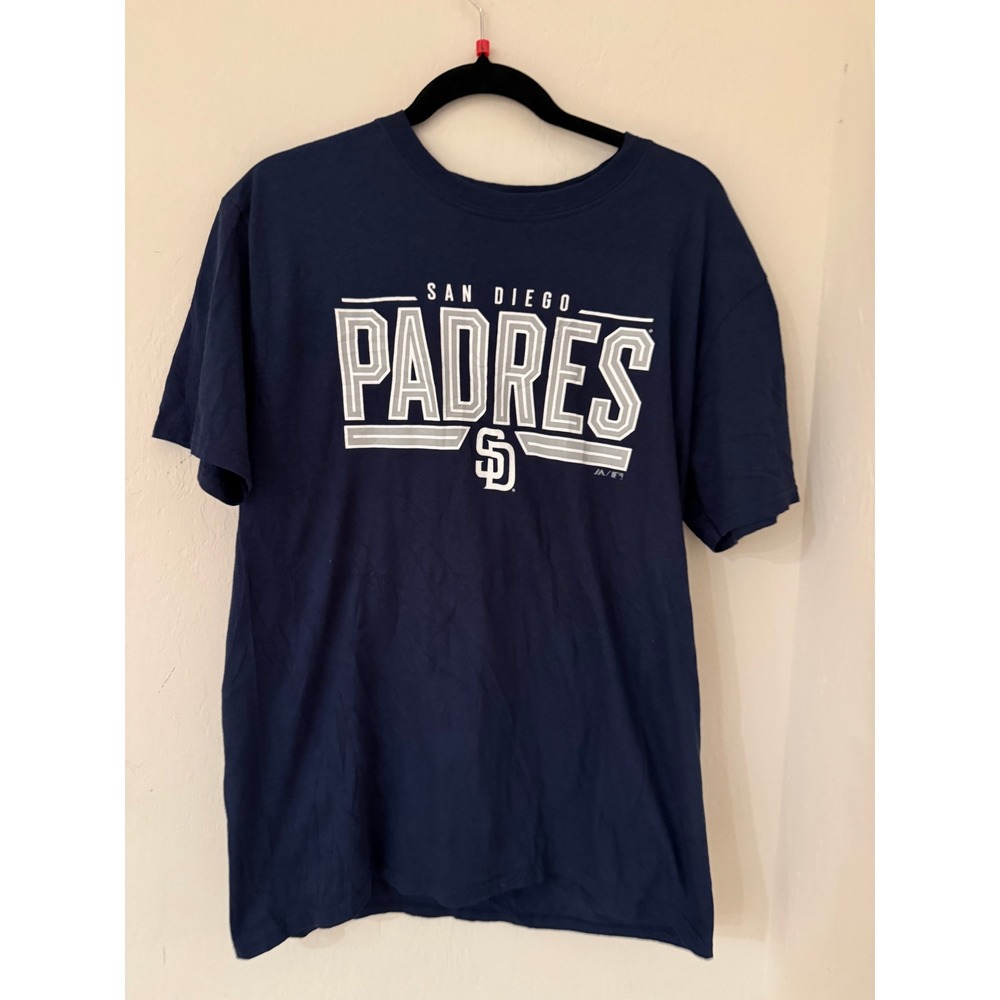 Men's Majestic San Diego Padres MLB Graphic Navy T-Shirt- Size Large NWOT